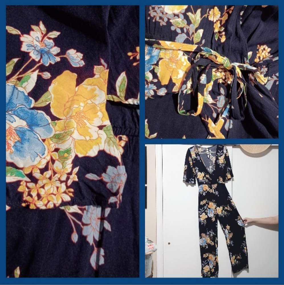 Floral Women's Jumpsuit - Navy Blue